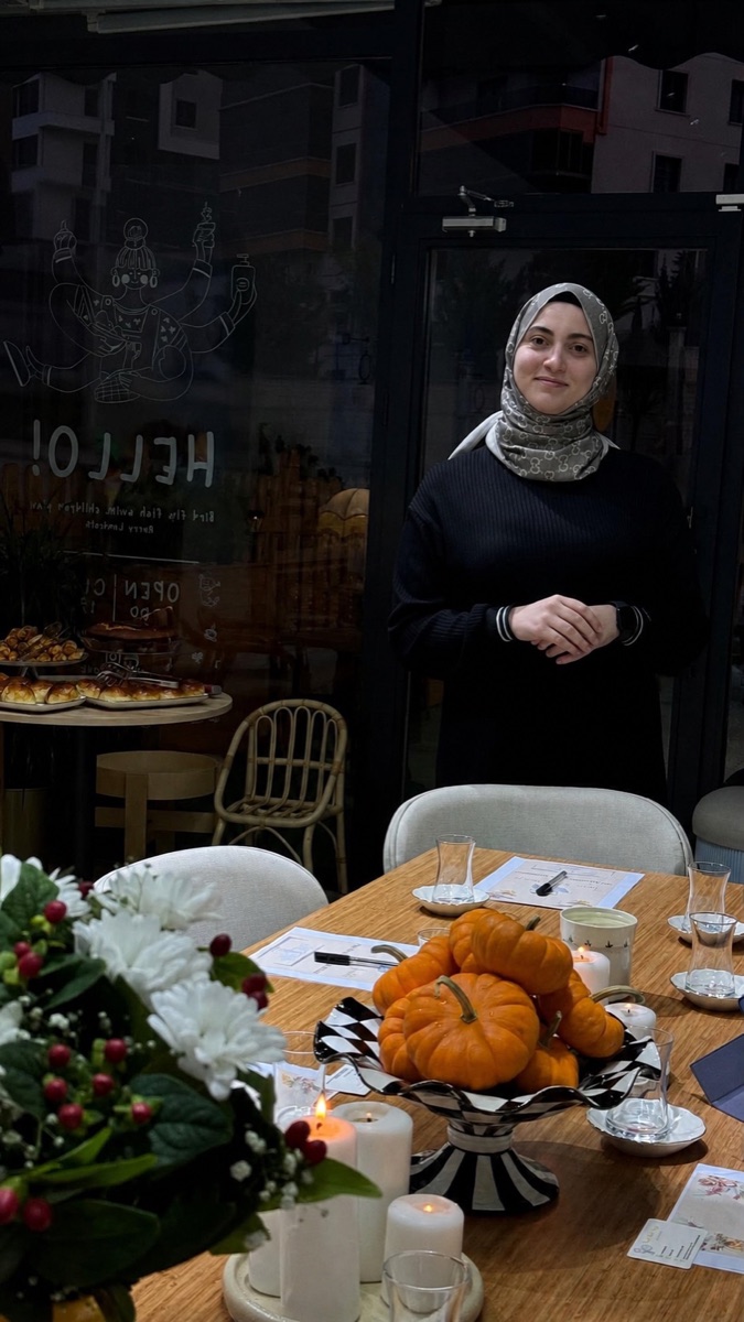 Anne Çay Saati buluşması